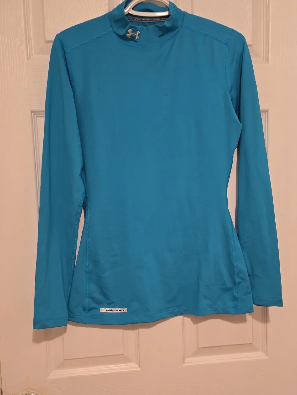 Under Armour Women’s Long-Sleeve Aqua Performance Top - Picture 1 of 6